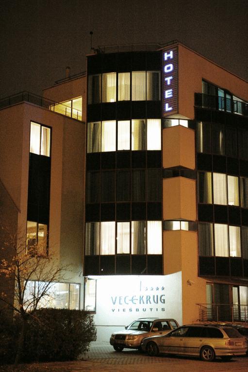 קלייפדה Vecekrug Hotel מראה חיצוני תמונה